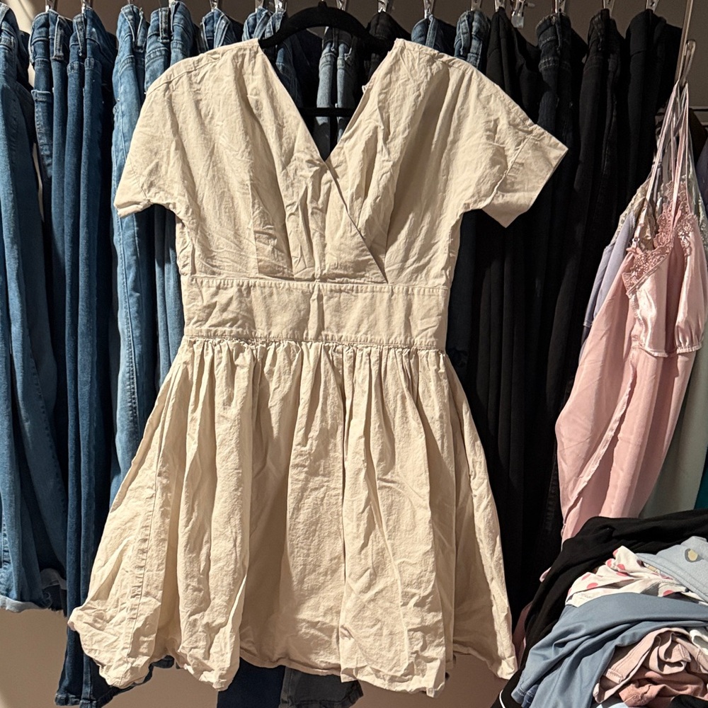 Elegant Cream Women's Dress